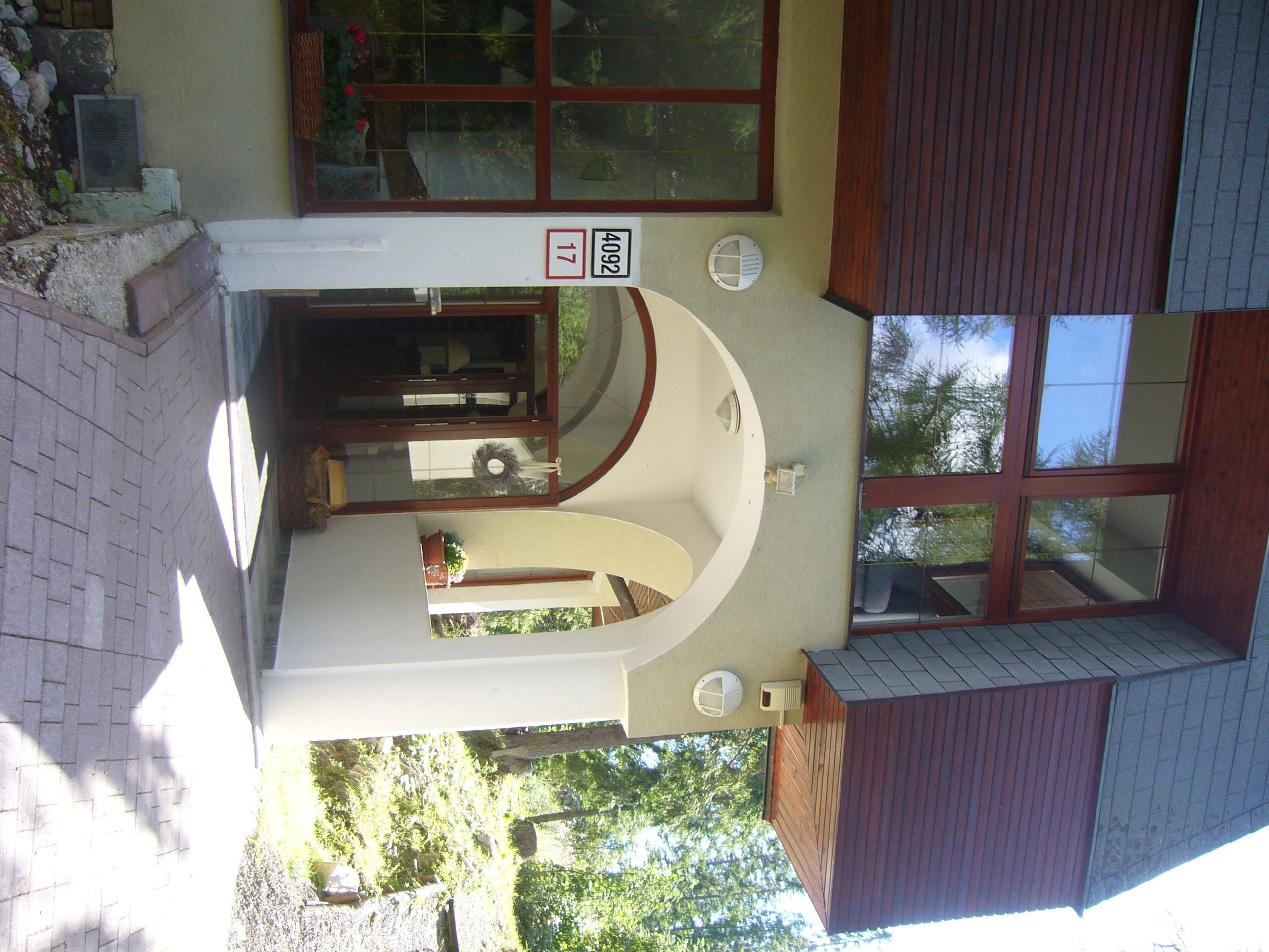 Entrée de l’hébergement