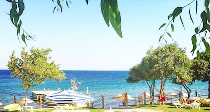 Limonata Otel Assos