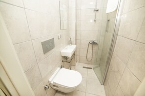Shower, free toiletries, hair dryer, towels - Limonata Assos (Ayvacik)