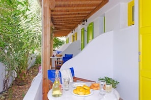 Studio Standar | Teras/patio