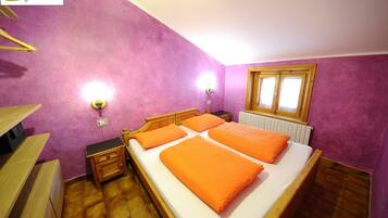 Standard-Apartment, 2Â Schlafzimmer, Balkon | 2 Schlafzimmer, hochwertige Bettwaren, Zimmersafe, kostenloses WLAN