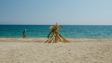 Una playa cerca