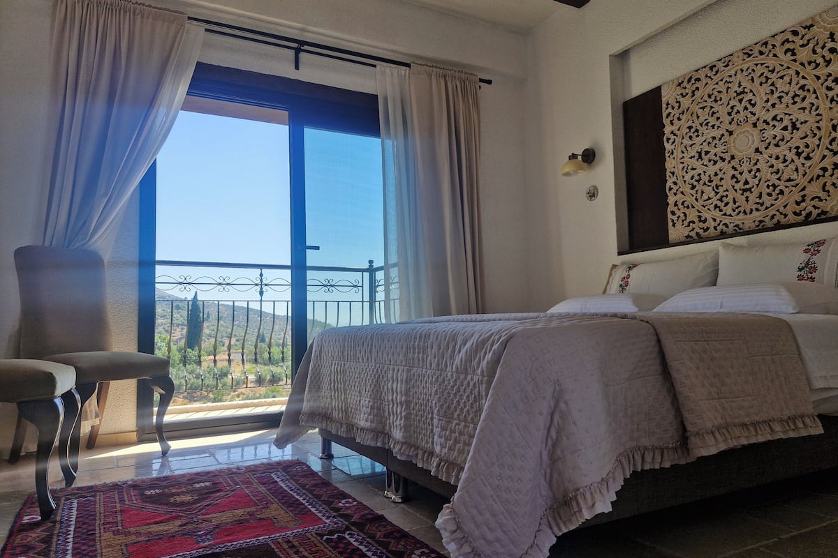 Deluxe Double Room, 1 Queen Bed