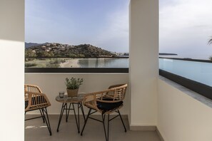 Suite Sea View with indoor jacuzzi | วิวจากห้องพัก