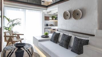 Maisonet with Outdoor Plunge Pool | Living area | 40-inch flat-screen TV with satellite channels, TV