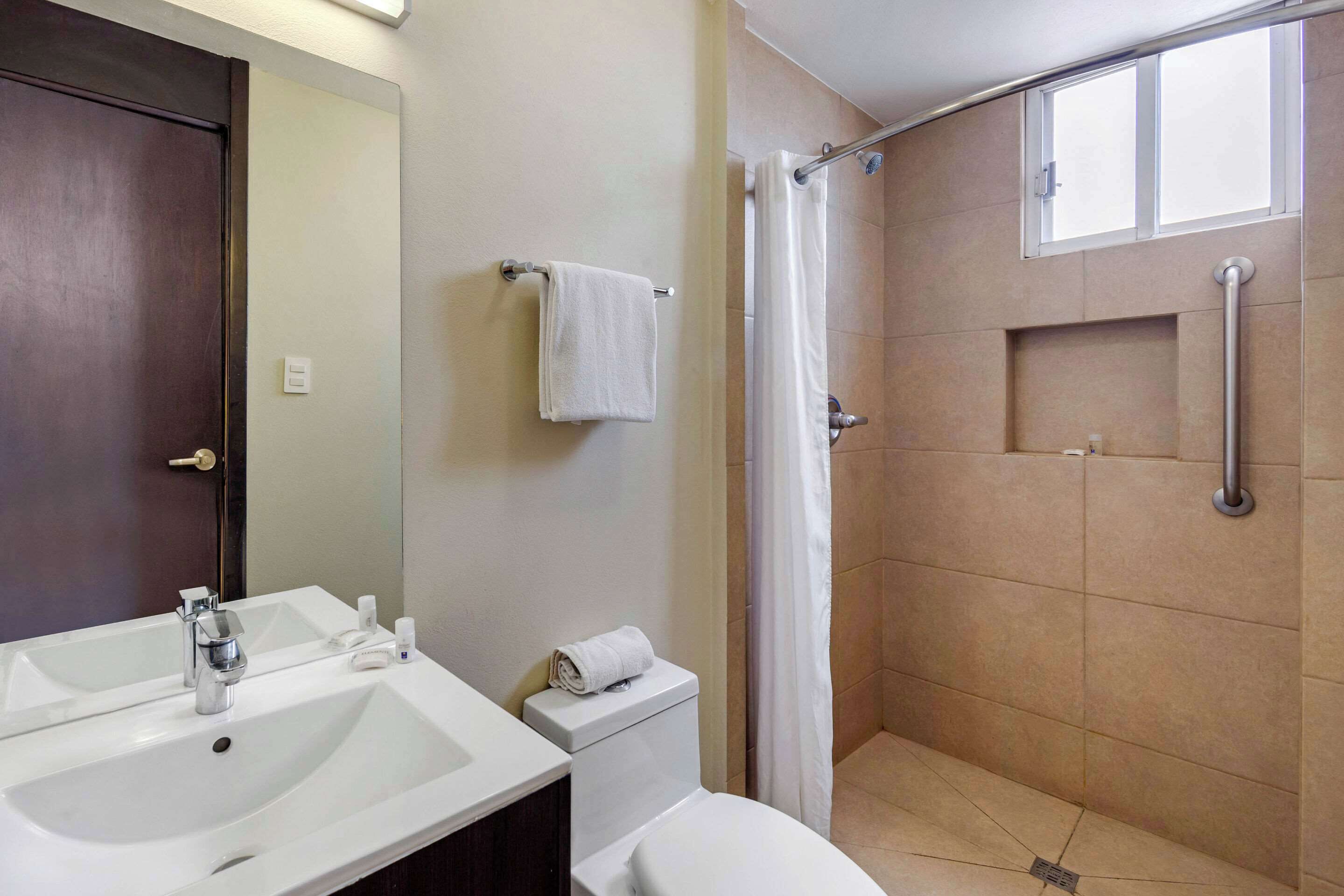 Photo - Comfort Inn San Luis Potosi