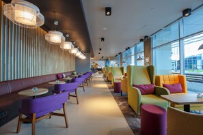 Serves breakfast, lunch, and dinner - Park Inn by Radisson Novokuznetsk (Novokuznetsk)