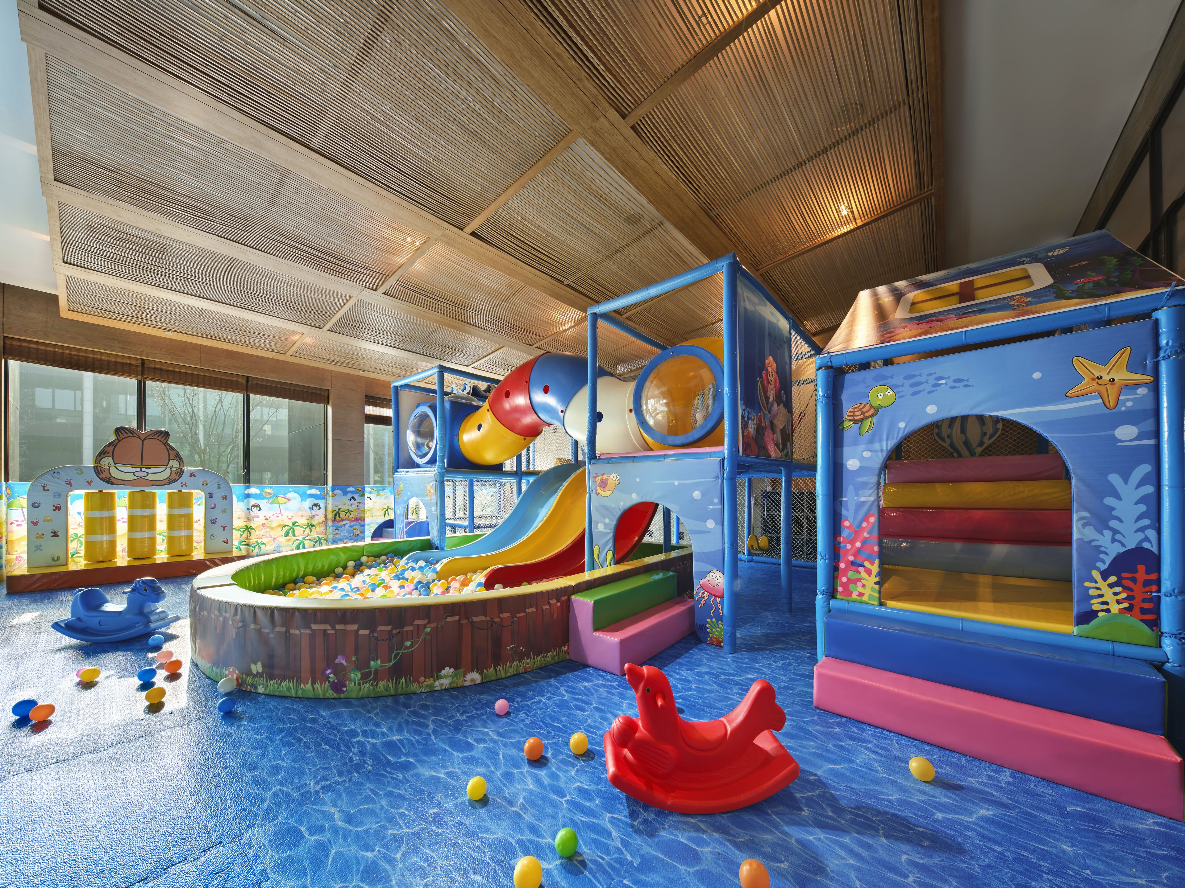 children’s play area – indoor
