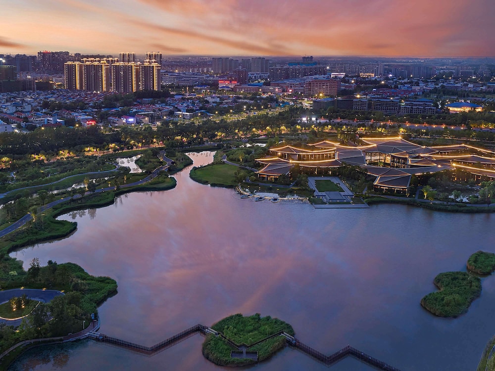 Pullman Kaifeng Jianye by null