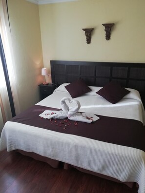 Premium Double Room, 1 King Bed, City View | Premium bedding, desk, blackout drapes, iron/ironing board