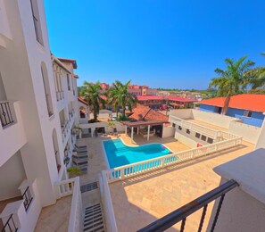 Exterior - West Bay Colonial (Roatan)