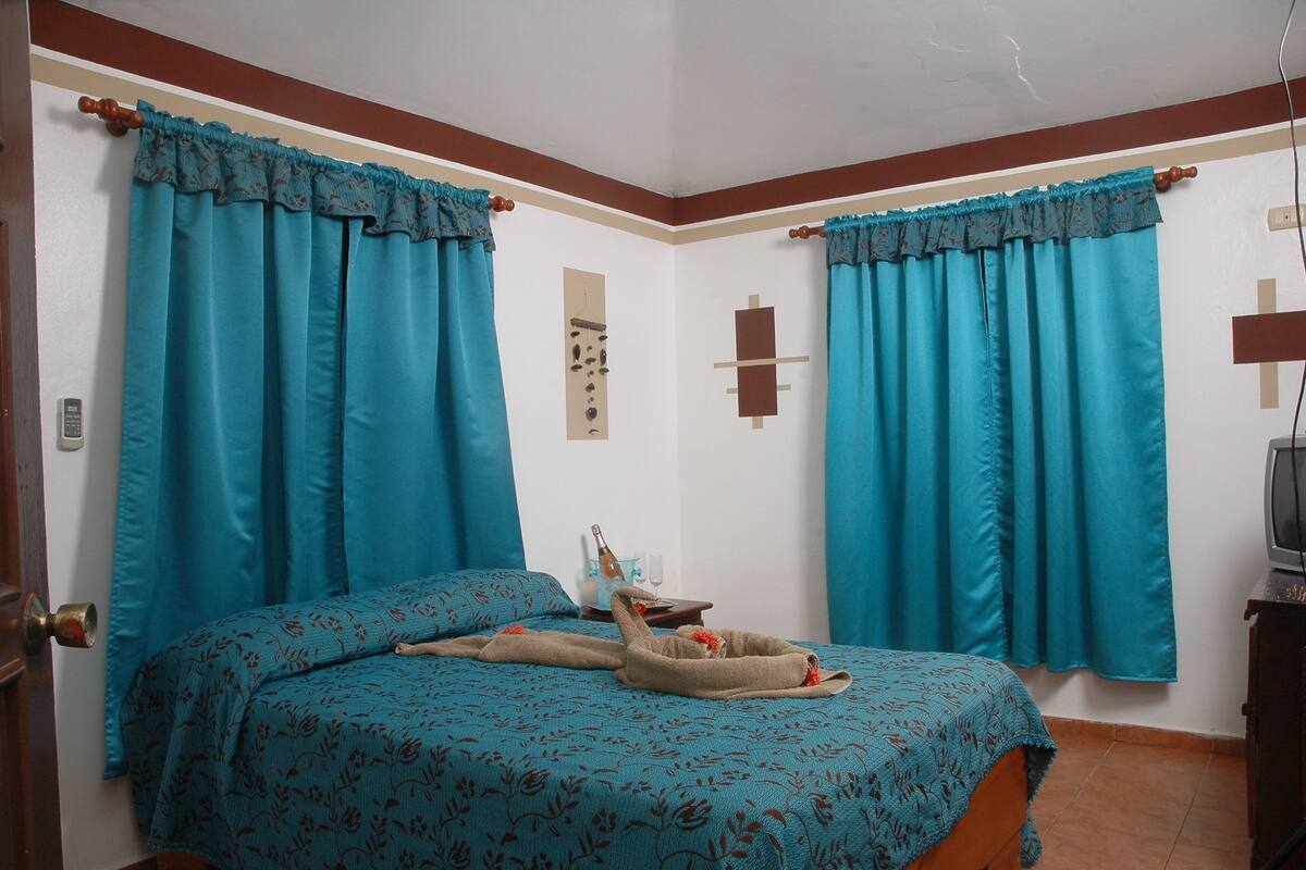 Double Queen Room | In-room safe, blackout curtains, rollaway beds, free WiFi