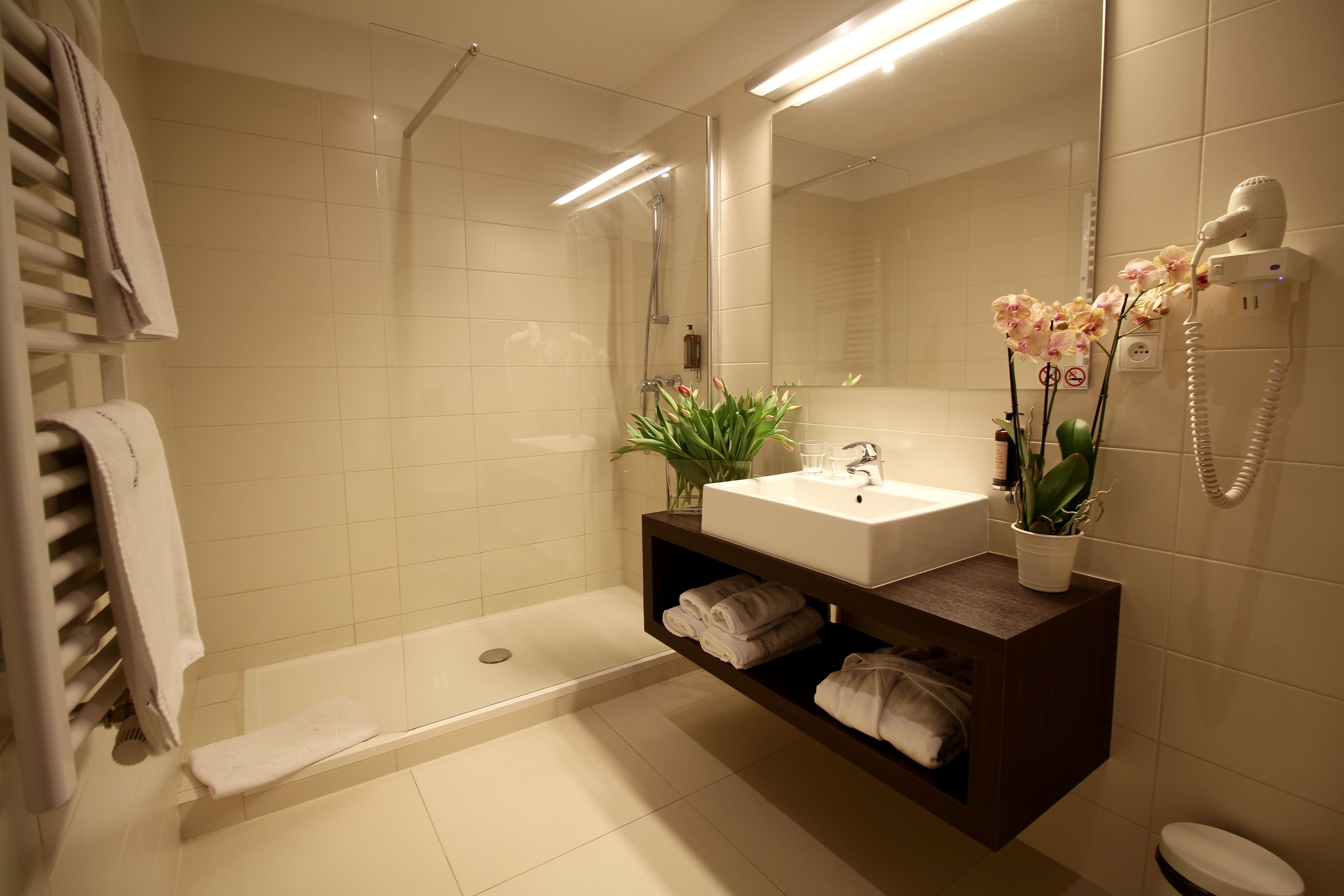 suite | bathroom | shower, bathrobes, slippers, towels
