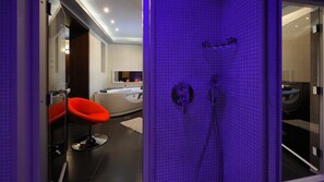 Superior Suite, Sea View | Living area