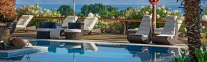 Indoor pool, seasonal outdoor pool - Iakovakis Suites & Spa (South Pelion)