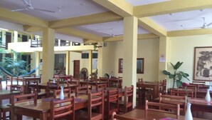 Café da manhã, almoço e jantar