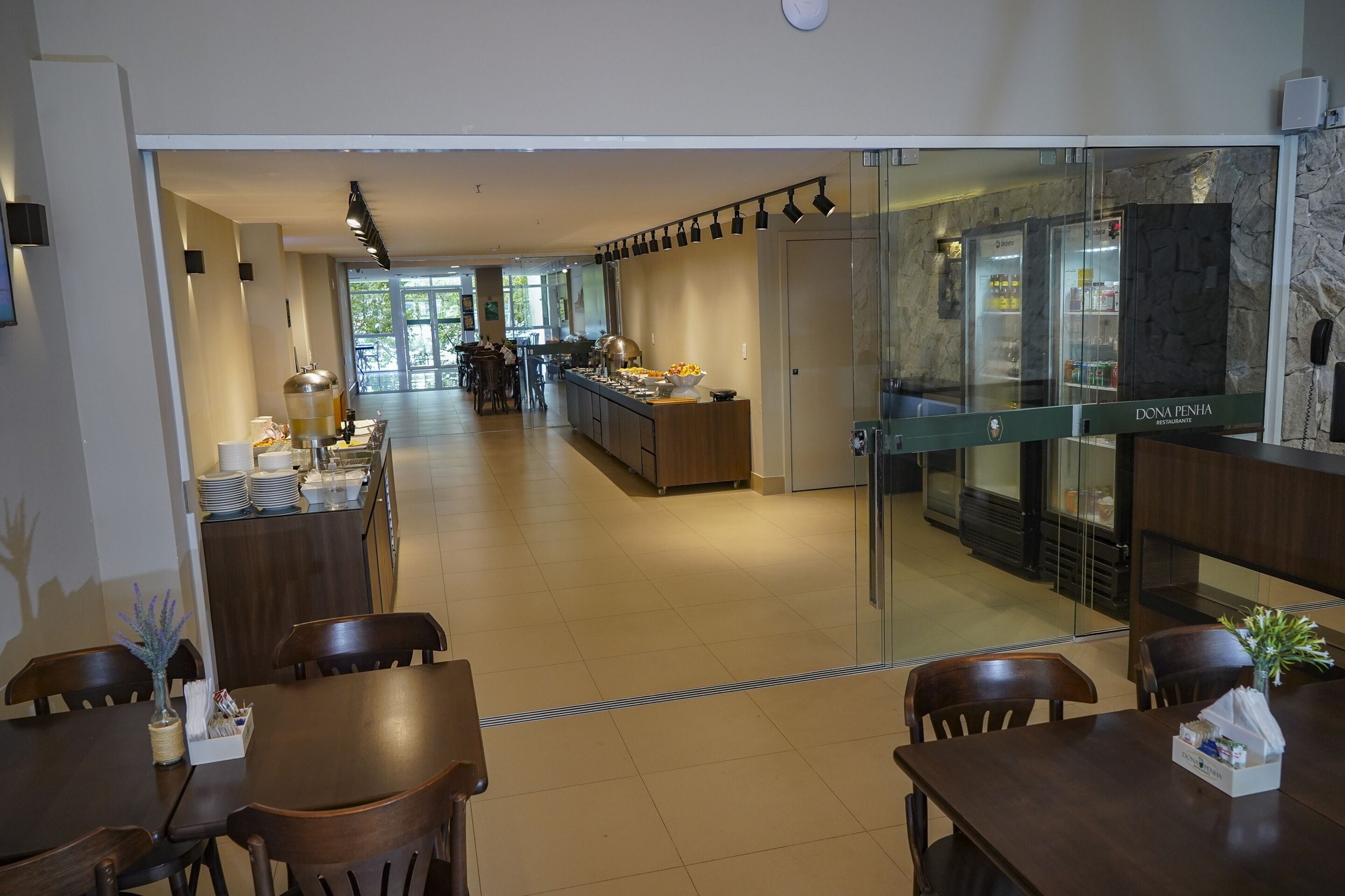 Daily buffet breakfast (BRL 42.90 per person)