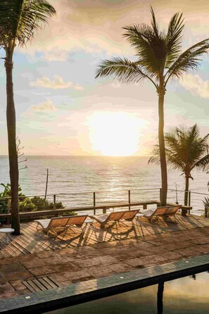 Outdoor pool, pool loungers - Hotel da Pipa (Tibau do Sul)