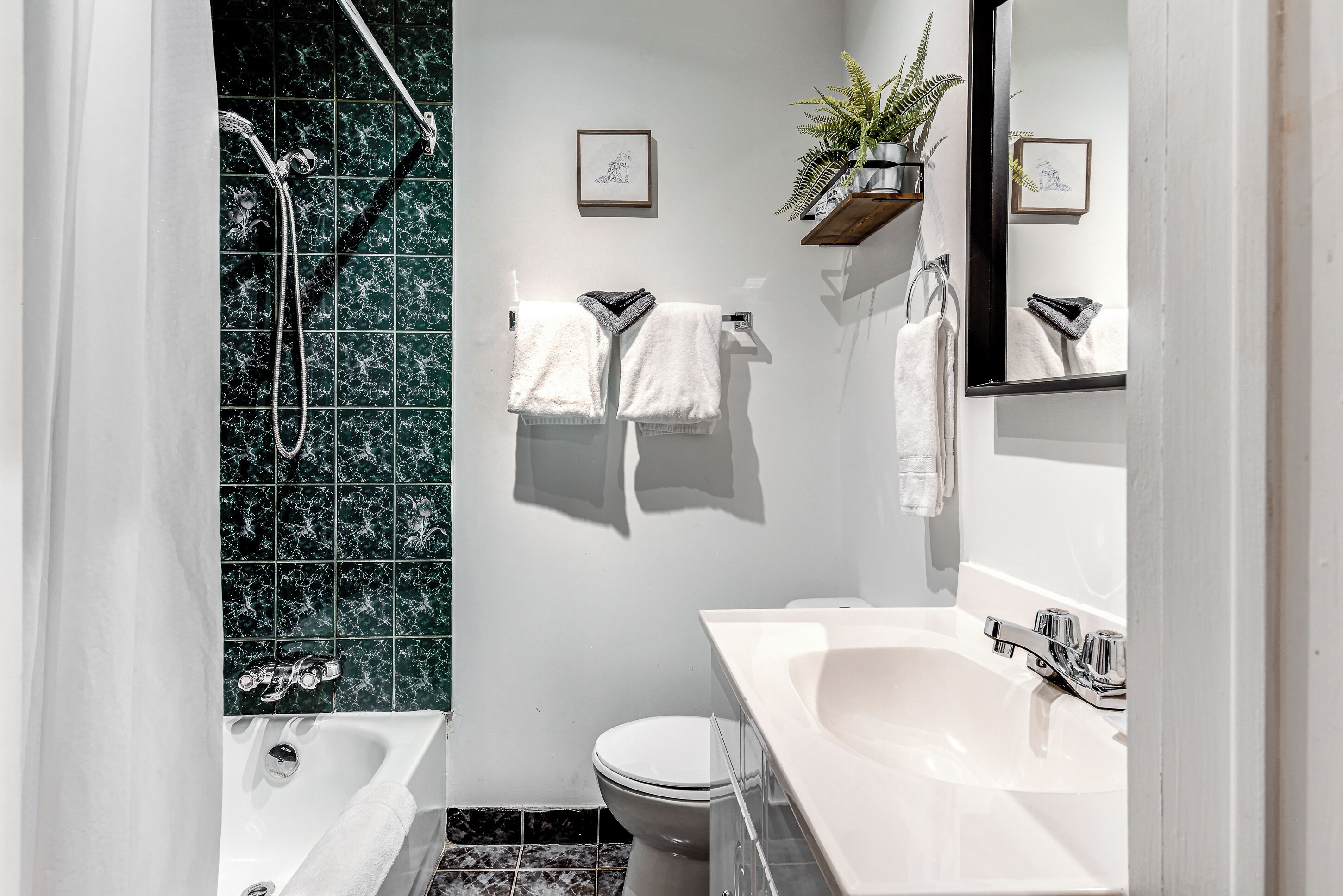 Photo - North House - Hôtel Automatisé Manoir des Remparts