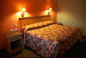 Desk, iron/ironing board, free WiFi - Hotel Fiesta Navojoa (Navojoa)