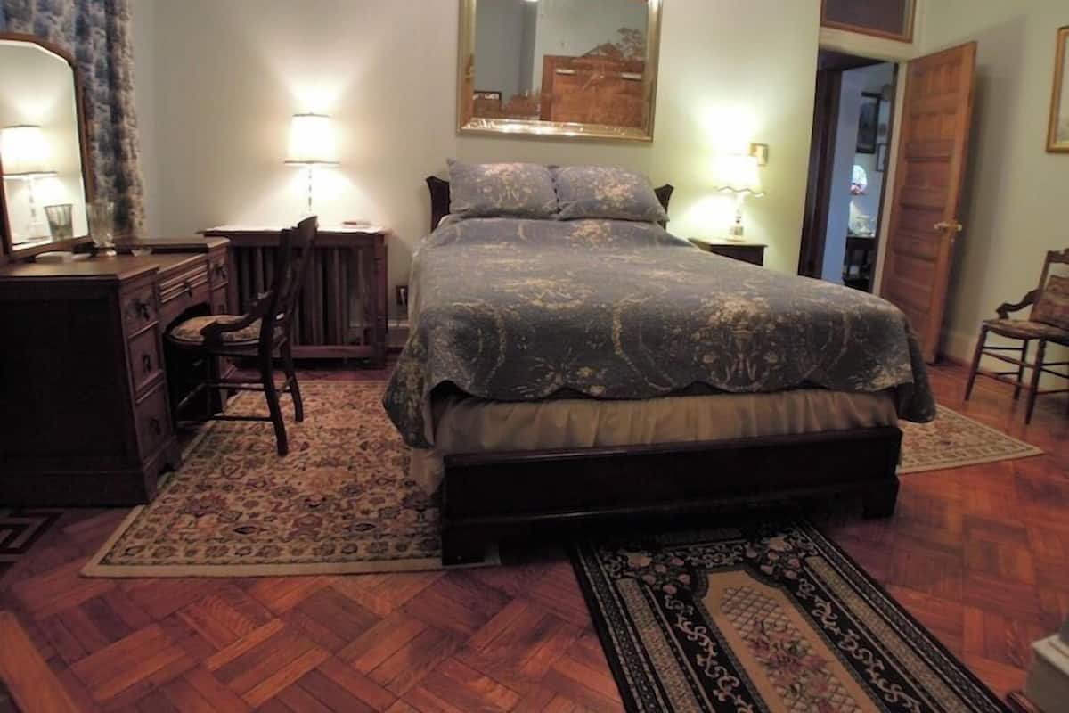 Decoración personalizada, muebles diferentes y escritorio