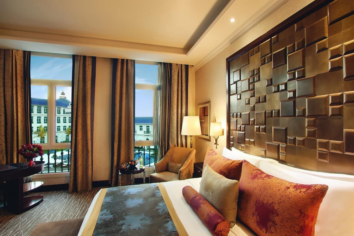 deluxe room, 1 bedroom, private bathroom, pool view (deluxe pool room) | view from room