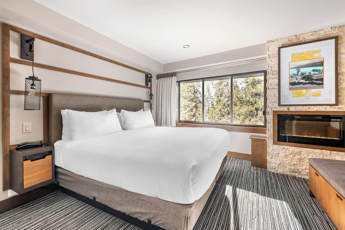 In-room safe, blackout drapes, free cribs/infant beds, bed sheets