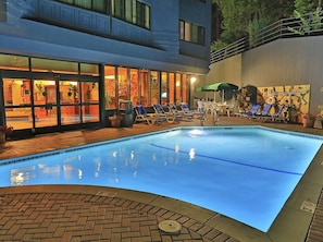 Piscina externa