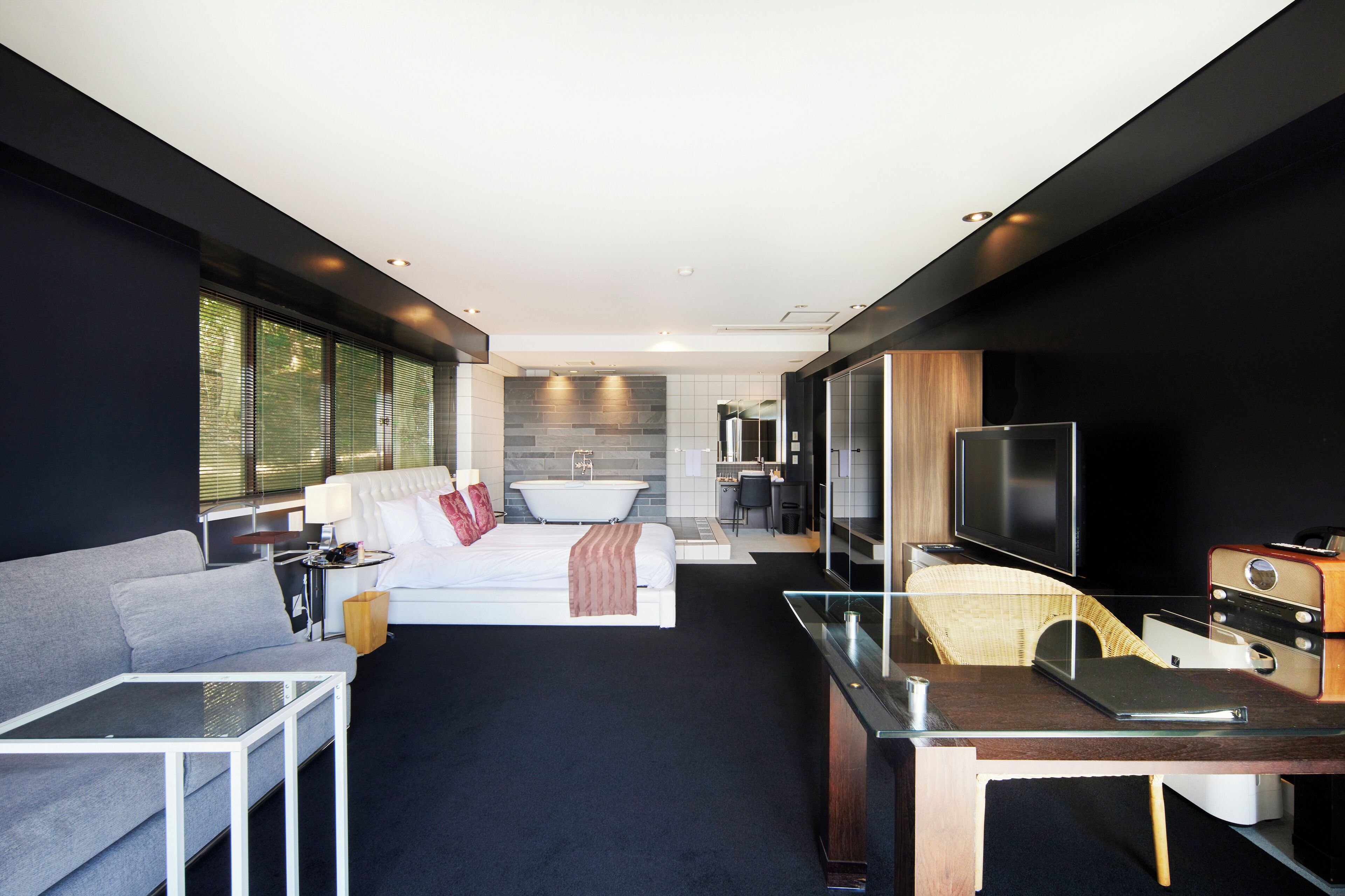 modern corner double room (43sqm) | 1 bedroom, premium bedding, down duvets, pillow-top beds