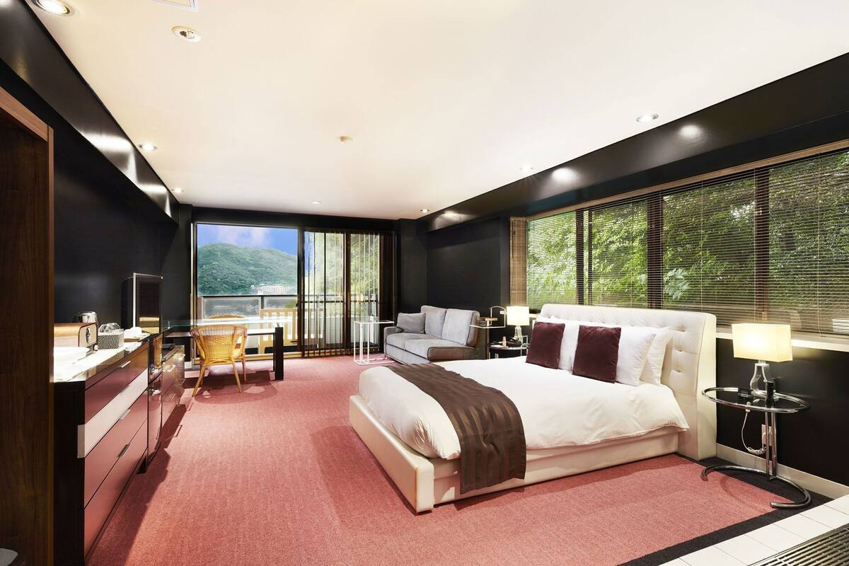 Ropa de cama de alta calidad, cubrecamas y colchones con pillow-top