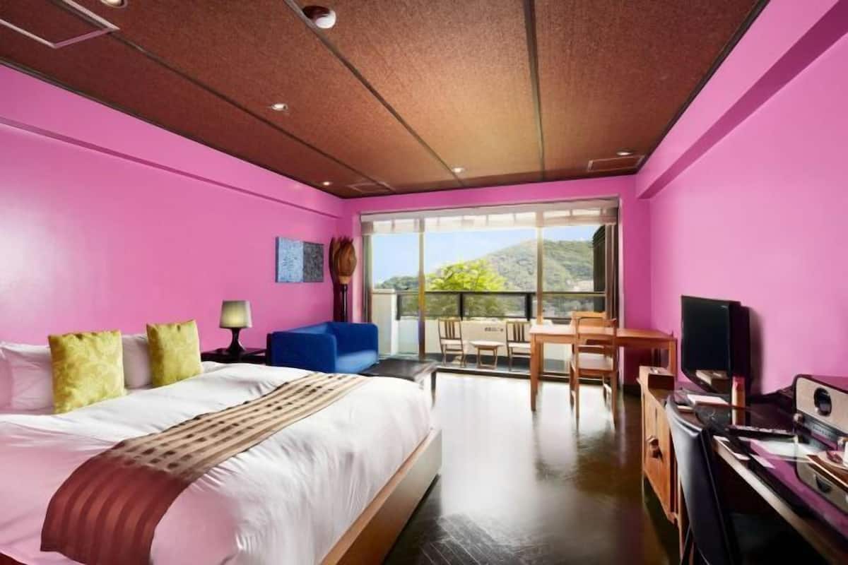 1 soveværelse, premium-sengetøj, dundyner, senge med topmadrasser