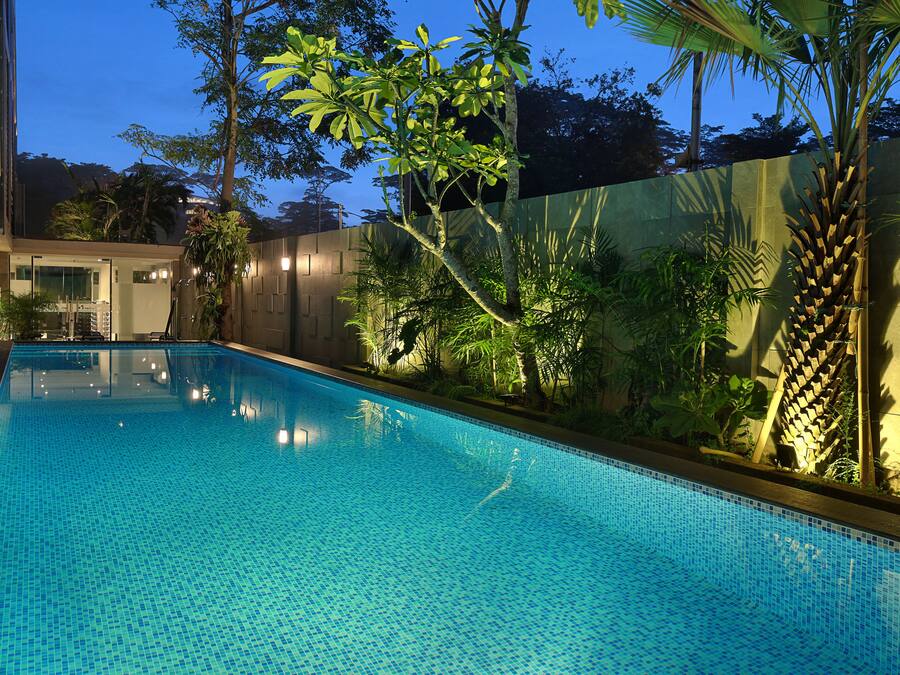 Kolam renang terbuka