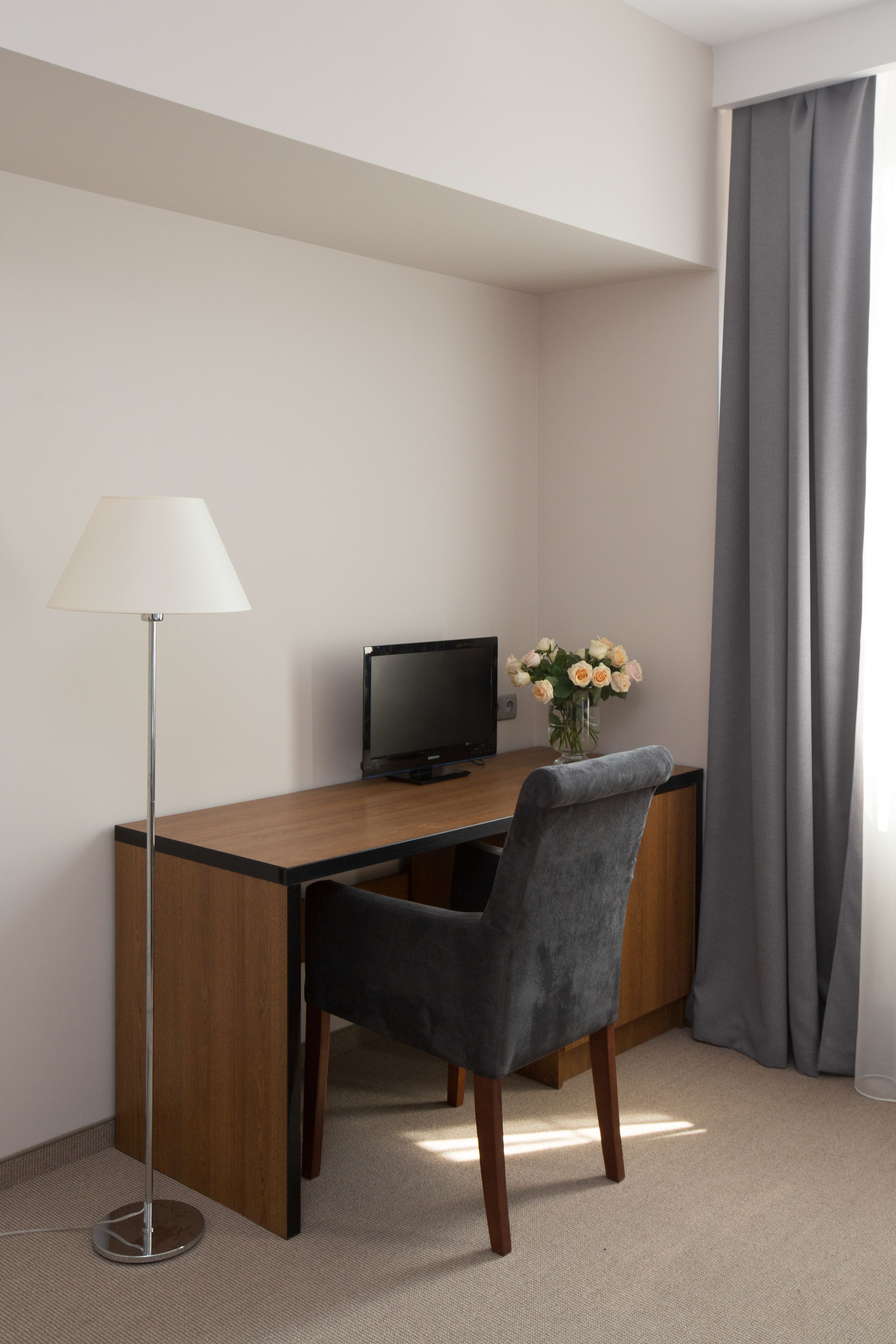 superior double room | minibar, in-room safe, individually decorated, desk