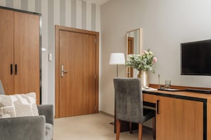Standard dubbelrum eller tvåbäddsrum | Minibar, värdeförvaringsskåp på rummet och individuell inredning