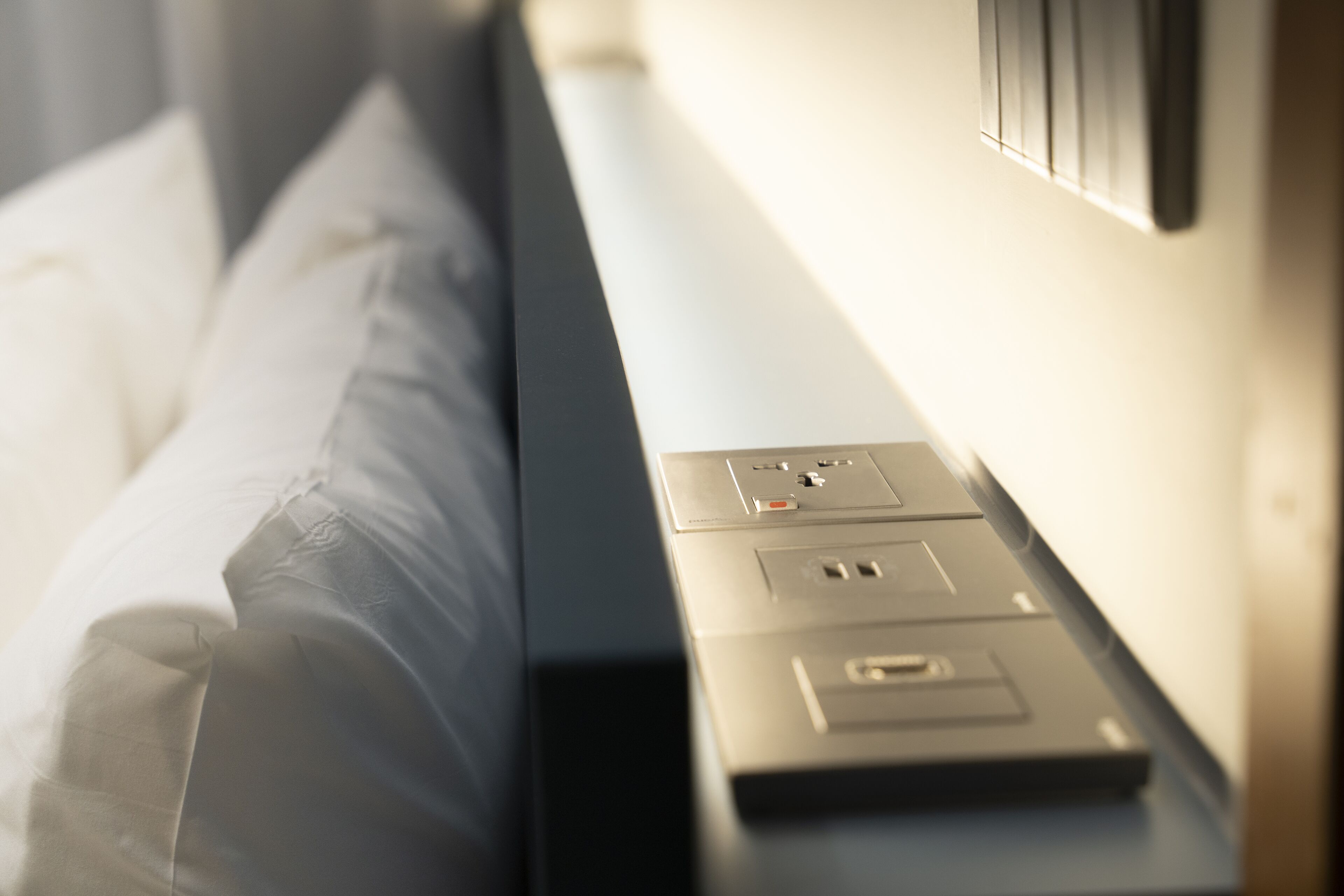 deluxe superior queen (new wing) | hypo-allergenic bedding, minibar, in-room safe, blackout curtains