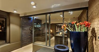 Amsterdam Forest Hotel