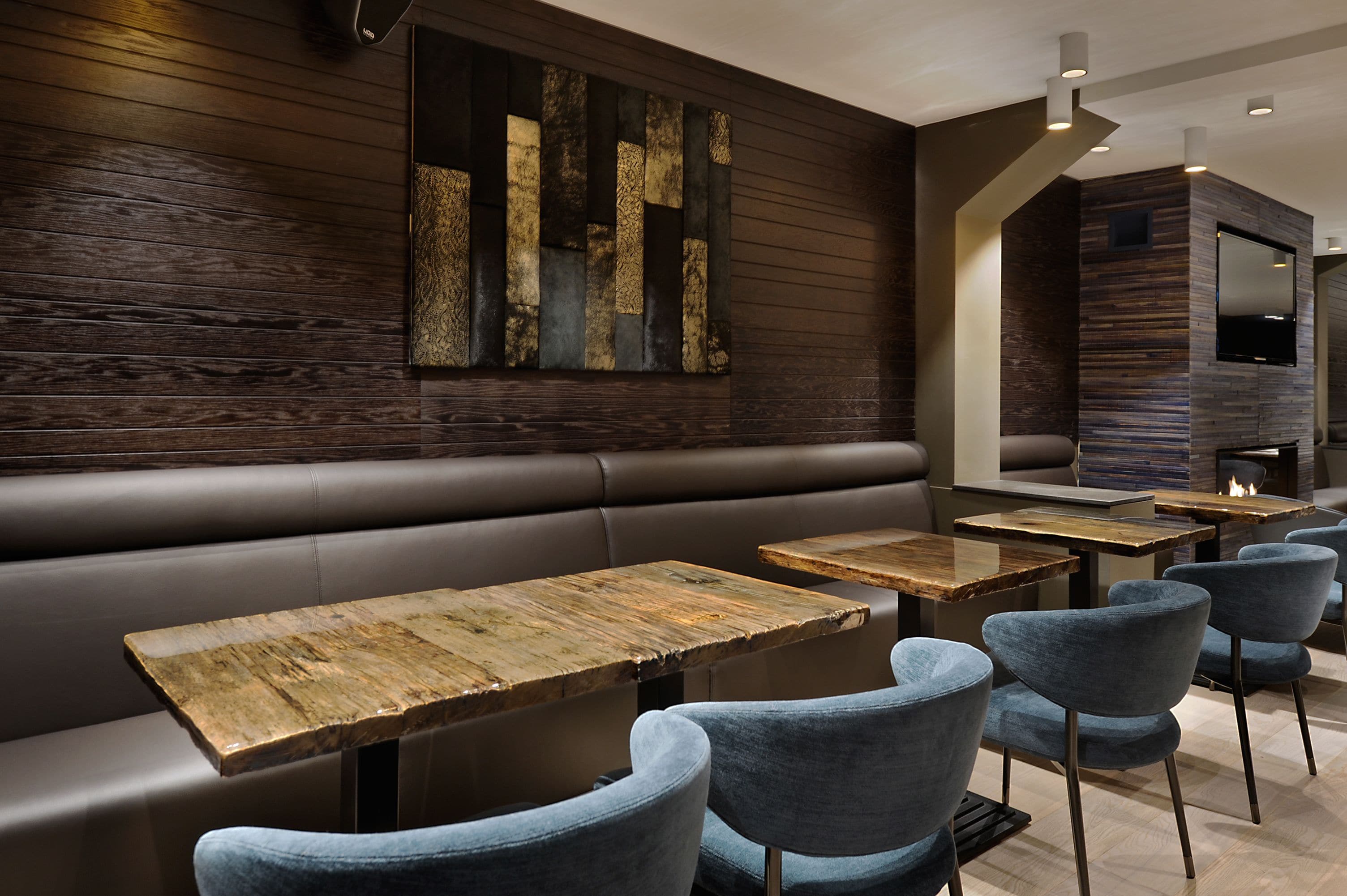 daily buffet breakfast (eur 17.50 per person)