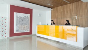 منصة إجراءات تسجيل الوصول/المغادرة