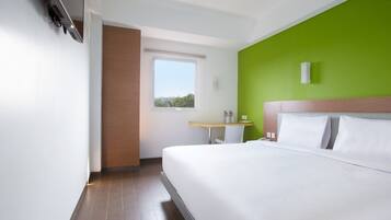 Standard Room, 1 King Bed