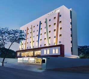 Exterior - Amaris Hotel Citra Raya - Tangerang (Ciakar)