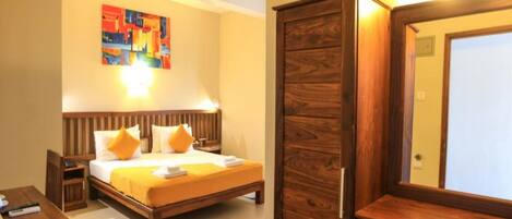 In-room safe, desk, blackout drapes, soundproofing