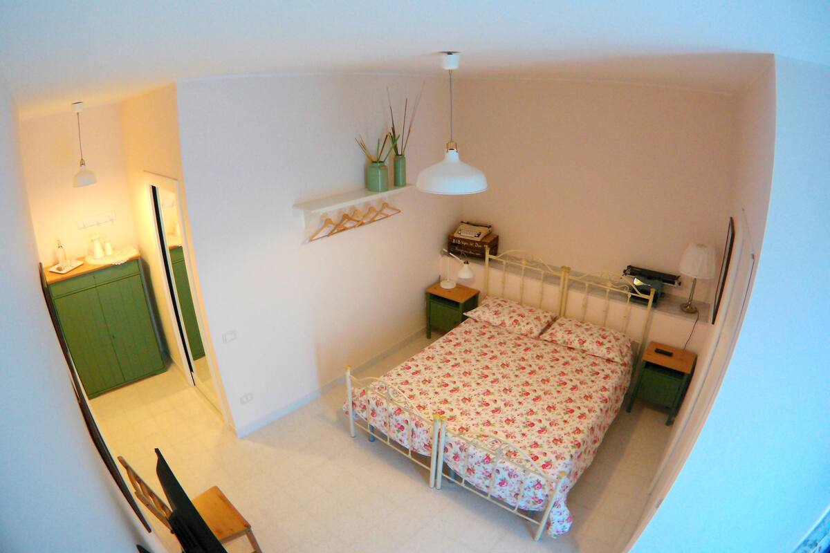 Habitación triple Deluxe, baño privado, vistas al jardín