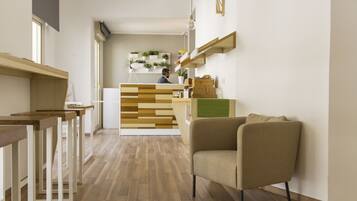 Lobby-Lounge