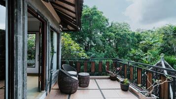 Chambre Supérieure | Vue depuis le balcon