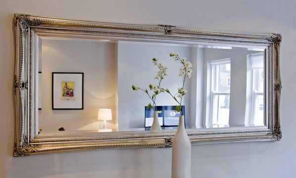 Premium Apartment, 1 Bedroom | Cribs/infant beds, rollaway beds, free WiFi