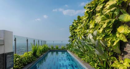 Alila Solo, Java