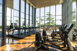 Gym - Alila Solo, Java (Surakarta)