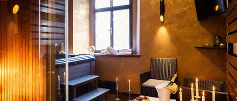 Sauna y tina de hidromasaje