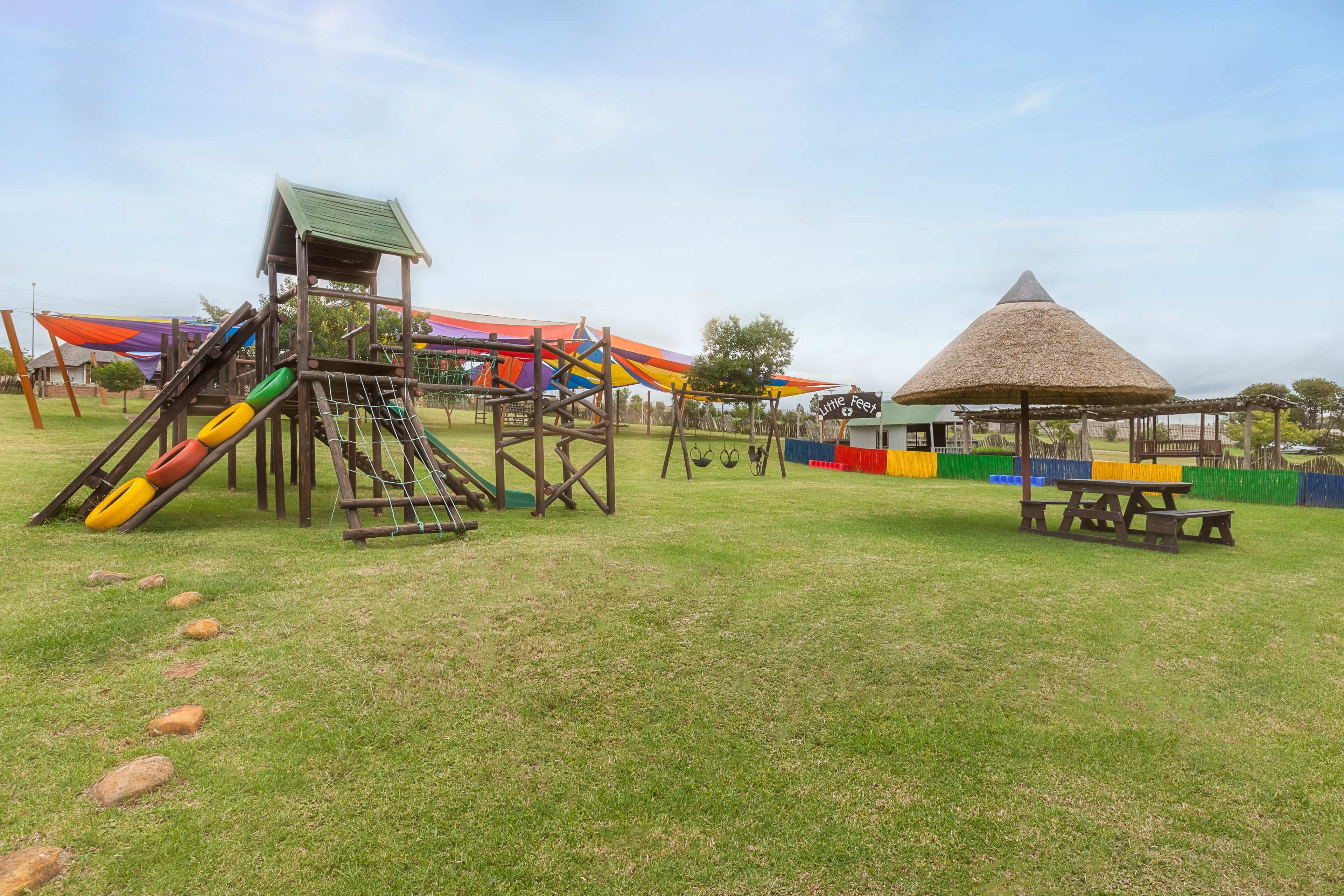 children’s play area – outdoor