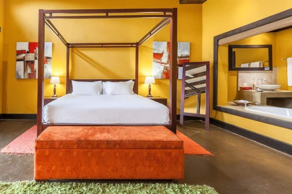 Executive Room